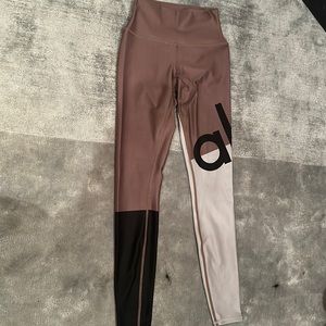 ALO - Color-blocking Leggings